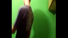Puta culona baila para la c&aacute_mara (termina sexual) Thumb