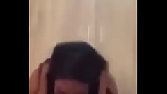 Lizbeth Rodr&iacute_guez se masturba en el ba&ntilde_o Thumb