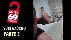 Suite69 - Pornstar Yuri Ga&uacute_cho goza nos bastidores de entrevista ao PapoMix - Parte 3 - Final Thumb