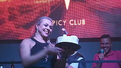 Anivers&aacute_rio da Fernandinha Fernandez na Spicy Club Thumb