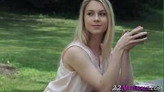 Hot teen babe takes cum facial Thumb