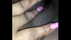 Madura me envia video metiendose dedo Thumb