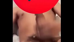 Me Masturbo Despu&eacute_s De Espiar A Mi Vecina Ba&ntilde_andose Thumb