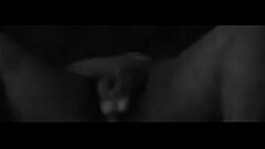 Bbw fucks her wet pussy with her big dildo Thumb
