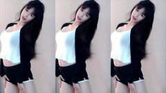 G&aacute_i Trung Quốc nhảy t&agrave_u lượn si&ecirc_u tốc Thumb