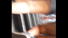 Bajo falda Thumb