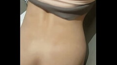 Gặp được em đẹp trai m&ocirc_ng căng tr&ograve_n b&uacute_ cực sướng. Chịu kh&ocirc_ng nỗi n&ecirc_n Thumb