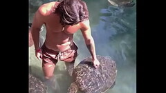 Tui m&agrave_ l&agrave_ con r&ugrave_a, tui đớp ku ảnh liền! Thumb