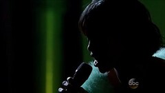 Rihanna fodendo com o publico com sua voz encantadora Thumb