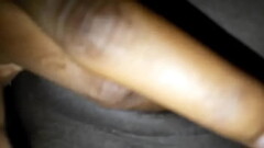 Kizan fucking her pussy in the shower Thumb
