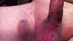 Strafe f&uuml_r Schwanz und Sack Thumb