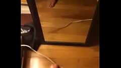 Me vuelvo a tocar y a derramar mi semen Thumb