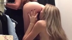 Lesbians fuck in shopping Thumb