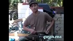 Skinny gay rides big dong Thumb