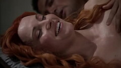 Lucy Lawless escena de sexo Thumb