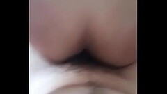 Putinha quicando no macho peludo Thumb