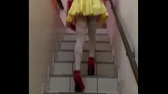Sissy Carol Vittar snow white dress entering the motel with her male Thumb