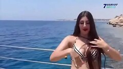 مصرية ترقص مع مايا خليفة وينزلو نياكة ببعض Thumb
