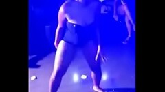 She throwing that ass Thumb
