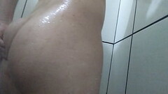 de 18 Anos se exibindo no banho Thumb