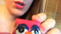 Nicoletta oggi diventa la tua ragazza gigantessa e ti calpesta fino a farti morire Thumb