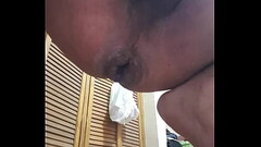 Abriendo el culo con dildo Thumb