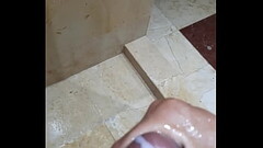 Masturb&aacute_ndome en la regadera Thumb