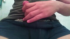 Tocandome la verga por encima del boxer 3 Thumb