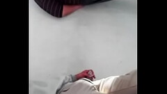 Enorme bultote de macho en el cajero Thumb