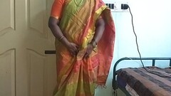 Indian desi maid to show her natural tits to home owner Thumb