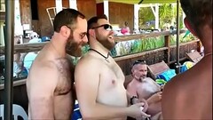 bears fuck in public Thumb