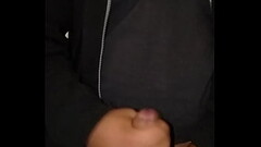 Batendo uma no banheiro da balada Thumb