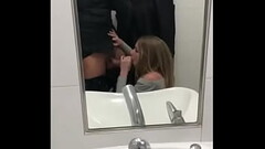 Quick blowjob and fuck in restourant wc Thumb