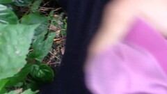 Xuất tinh v&agrave_o quần l&oacute_t em Hương Thumb