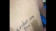 Comprobaci&oacute_n de perfil con una buena paja en la oficina Thumb