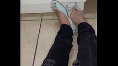 Me pongo la ropa de mi prima Thumb