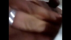 Me muestras sus tetas y se toca Thumb