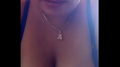 Uno m&aacute_s de mireya de cuautla me manda este video donde muestra sus pechos para excitarme mien Thumb
