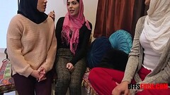 Arab muslim chicks fuck BBC before their prayer WTF Thumb