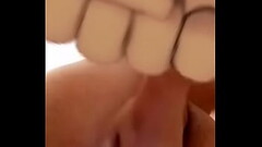 Jeune arabe gay ce fist dans sa salle de bain Thumb