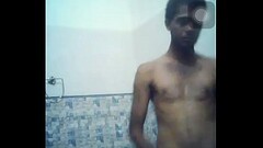 Desi Gay Raj from Mumbai Getting Naughty in shower Thumb