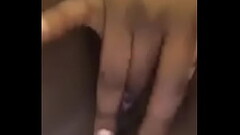 Fingering black fat pussy Thumb