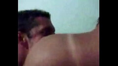 Vagninho ator lambendo o cuzinho da novinha de quatro Thumb