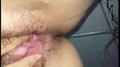 Lồn em chảy nước Thumb