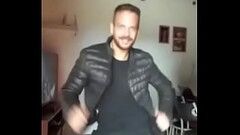 Bailando sexy para atraer hombres calientes con mi danzita aparentil Thumb