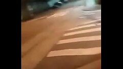 Soraia P&eacute_rola se exibindo na rua Thumb