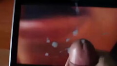 modelo narcisista brasile&ntilde_a recibe la mejor corrida de su vida en la cara Thumb