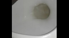 Masturbate at toilet thinking my bf Thumb