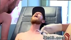 Gay men getting hardcore anal fisting After he'_s stretched with Thumb