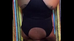 Shaking ass DAMU Thumb